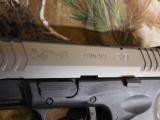 SPRINGFIELD
XDM-9
COMPACT
3.8" BARREL
BI - TONE,
S / S
&
KIT
WITH
TWO
MAGS
FACTORY
NEW
IN
BOX - 6 of 14