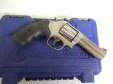 SMITH & WESSON
M-686
PLUS,
357
MAGNUM,
7 - SHOT
REVOLVER,.
4"
BARREL,
STAINLESS
STEEL,
NEW
IN
BOX
- 12 of 25