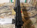 AR-15 / M-16,
FLAT
TOP
PICATINNY
RAIL,
ALUMINUN
SCOPE
RISER,
NEW
IN
BOX,
LIFETIME
WARRANTY
BY
PRO
MAG - 12 of 14