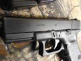 GLOCK - 23
GEN. 3
PRE OWNED ( REAL
NICE
SHAPE )
2 - 13
ROUND
MAGS,
CASE,
WHITE
SIGHTS. - 7 of 15