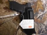BLACKHAWK,
INSIDE
THE
PANTS
HOLSTER,
LARGE
AUTO
PISTELS
UP
TO
5.0"
NEW
IN
BOX - 9 of 15