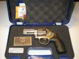 SMITH & WESSON
M-686 +
357
MAGNUM,
7 - SHOT
REVOLVER.
3.0"
BARREL
STAINLESS
STEEL,
NEW
IN
BOX
** GOOD
PRICE ** - 1 of 21