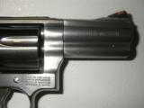 SMITH & WESSON
M-686 +
357
MAGNUM,
7 - SHOT
REVOLVER.
3.0"
BARREL
STAINLESS
STEEL,
NEW
IN
BOX
** GOOD
PRICE ** - 4 of 21