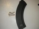 AK-47
INTERORDNANCE,
WOOD
STOCK
7.62 X 39,
2- 30
ROUND
MAGAZINES,
OIL
CAN,
MADE
IN
THE
U.S.A.
FACTORY
NEW
IN
BOX - 26 of 26