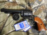 HARITAGE
ROUGH
RIDER,
22L.R. / 22 MAGNUM
COMBO,
9
SHOT
REVOLVER,
COMES
WITH
TWO
CYLINDERS,
FACTORY
NEW
IN
BOX - 3 of 17