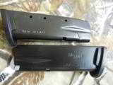 SIG
SAUER
FACTORY
NEW
P-250
40 / 357 SIG
MAGAZINES,
13
ROUNDS,
BLUED,
MADE
IN
ITALY - 2 of 15