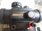 OPTICS
TRUGLO,
30 - MM,
RED
DOT
SERIES,
GREEN
ILLUMINATED,
(
DOT
IS
GREEN )
FACTORY
NEW
IN
BOS. - 4 of 13