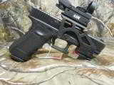 GLOCK
G-22,
GENERATION
3
PRE OWNED
NIGHT
SIGHTS,
2- 13
ROUND
MAGS,
ALSO
AVAILABLE
NEW
RED / GREEN
DOT
SCOPE
&
NEW
MOUNT - 3 of 25