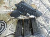 SIGSAUER,FACTORYNEWINBOX,P-3209 - MM,COMPACT,3 - 15ROUNDMAGAZINES,COMBATSIGHTS- 10 of 20