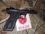 RUGER
MARK
III
22 / 45
#10150,
4.5";
BARREL,
2-10
ROUND MAGAZINES,
ADJUSTABLE
SIGHTS,
FACTORY
NEW
IN
BOX - 12 of 25