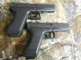 GLOCK
G-22,
GENERATION
2
PRE
OWNED,
FIXED
SIGHTS,
2- 15
ROUND
MAGS,
HARD
PLASTIC
CASE,
GOOD
SHOOTER
- 9 of 16