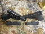 GLOCK
G-22,
GENERATION
2
PRE
OWNED,
FIXED
SIGHTS,
2- 15
ROUND
MAGS,
HARD
PLASTIC
CASE,
GOOD
SHOOTER
- 10 of 16