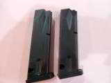 BERETTA
9-MM
92
MAGAZINES,
15 -
ROUNDS,
BLUED,
MADE
IN
ITALY,
FACTORY
NEW
- 4 of 19