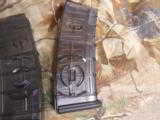 AR-15 / M-16
ELITE
TACTICAL SYSTENS
30
ROUND
COUPLING
MAGAZINES,
NEW
MADE
IN THE U.S.A. - 5 of 25