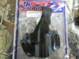 HOLSTER
FOR
PMR - 30,
BLACK
GENUINE
LEATHER,
BY
DE SANTIS
GUNHIDE,
HAS
THUMB
BREAK,
RIGHT
HAND,
NEW
IN
BOX - 3 of 14