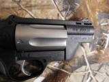 TAURUS
JUDGE
PUBLIC
DEFENDER, SILVER CYLINDER
410 / 45 LC
2.5"
BARREL
5 RD. POLY
GRIP
S.
S.
5
SHOT,
S / D ACTION,
FACTORY
NEW
IN - 5 of 25