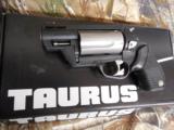 TAURUS
JUDGE
PUBLIC
DEFENDER, SILVER CYLINDER
410 / 45 LC
2.5"
BARREL
5 RD. POLY
GRIP
S.
S.
5
SHOT,
S / D ACTION,
FACTORY
NEW
IN - 4 of 25
