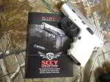 SCCY
INDURSTRIES,
CPX-2,
9-MM,
WHITE /
STAINLESS
STEEL
COMPACT,
3.1"
BARREL,
TWO
10+1
RD.
MAGAZINES,
FACTORY
NEW
IN
BOX - 11 of 24