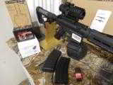 AR-15
STAND-MANU,
LEFT
HANDED
RIFLE,
223 / 5.56 NATO,
F.M.
RED / GREEN
3 X 32
OPTIC ,
VIRFIELD
TACTICAL
LIGHT,
N.I.B.
- 18 of 25