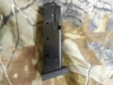 BERSATHUNDER380PLUS,SATINNICKELFINISHDA / SA,3.5"BARREL, 15 + 1 ROUNDMAG,MANUAL SAFETY,COMBATSIGHTS, FACTORYNEWIN - 16 of 22