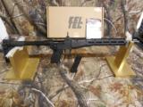KEL-TEC
SUB
2000,
GREEN
9-M M,
BERETTA
MAGS
,
1-17
ROUND
MAG
&
1
FREE - 32
ROUND
MAG,
FACTORY
NEW
IN
BOX
- 5 of 20