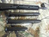 KEL-TEC
SUB
2000,
GREEN
9-M M,
BERETTA
MAGS
,
1-17
ROUND
MAG
&
1
FREE - 32
ROUND
MAG,
FACTORY
NEW
IN
BOX
- 15 of 20