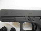 GLOCK
G-19
GENERATION.
3,
9-MM,
2 - 15 + 1
ROUND
MAGAZINES,
4.0"
BARREL,
WHITE
OUTLINE
SIGHTS,
CASE
MAG
LOAD,
FACTORY
NEW
IN - 4 of 22