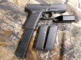 GLOCK
23,
40
S&W,
WHITE
OUTLINE
SIGHTS,
2 - 13
ROUND
MAGAZINES, & 1 -
FREE
TACTICAL
31
ROUND
MAGAZINE,
ALL
FACTORY
NEW
IN
BOX
- 8 of 20