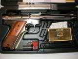 RUGER
MARK
III
HUNTER,
#10118,
6.8"
BARREL,
S / S,
2 - 10
ROUND
MAGAZINES,
FIBER
OPTIC
SIGHT,
FACTORY
NEW
IN
BOX
- 2 of 25
