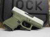 GLOCK
Gen 4 - G-26
USA
(Davidson Special Edition) Cerakote
Forest
Green
9 - MM,
3 -
MAGS,
3.42"
BARREL,
FACTORY
NEW
IN
BOX - 11 of 25