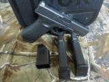 GLOCK
22, .40 - S&W
Caliber, POLICE
TRADE
IN,
MBS
Model
With
Night
Sights,
In
Excellent
Condition (ALMOST NEW)
W / 3 - 15
RD
MAGS - 17 of 24