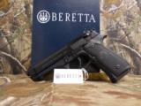 BERETTA
92FS
9 - M M,
DECOCK / SAFETY,
3 - 15+1
ROUND
MAGAZINES,
WHITE
DOT
COMBAT
SIGHTS,
FACTORY
NEW
IN
BOX - 13 of 21