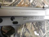 BERETTA92FS9 - M MINOX,S / S,DECOCK / SAFETY,3 - 15+1ROUNDMAGAZINES,REDDOTCOMBATSIGHTS,FACTORYNEWINBOX - 5 of 18