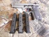 BERETTA92FS9 - M MINOX,S / S,DECOCK / SAFETY,3 - 15+1ROUNDMAGAZINES,REDDOTCOMBATSIGHTS,FACTORYNEWINBOX - 11 of 18