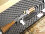 AK-47
CENTURY
ARMS
RAS47S,
7.62 x 39,
2 - 30
ROUND
MAG,
WALNUT
STOCK,
SIDE
SCOPE
MOUNT,
ADJ.
SIGHTS,
AMERICAN
MADE,
NEW
IN
BOX - 1 of 23