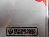 RUGER
LC9
BLUED
MAGAZINES,
W / PINKY
EXTENSION,
7
ROUND,
FACTORY
RUGER
MAGAZINES
NEW
IN
BOX - 4 of 14