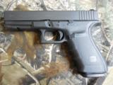 GLOCK
G-21
GEN-4,
45 A.C.P.
3 - 13
ROUND
MAGAZINES,
PER
OWNED,
AS
CLOSE
TO
NEW
AS
YOU
CAN
GET !!!,
NIGHT
SIGHTS,
4 - STRAPS,
- 7 of 25