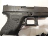 GLOCK
G-27
GENERATION - 4,
3.5"
BARREL,
3 - 9 + 1
ROUND
MAGAZINES,
Interchangeable Backstraps,
FACTORY
NEW
IN
BOX. - 5 of 22