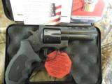 EAA
WINDICATOR
38
SPECIALl,
REVOLVER,
4"
BARREL,
6
ROUND,
SINGLE / DOUBLE
ACTION,
BLACK
RUBBER
GRIPS,
FACTORY
NEW
IN
BOX
- 2 of 23