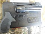 EAA
WINDICATOR
38
SPECIALl,
REVOLVER,
4"
BARREL,
6
ROUND,
SINGLE / DOUBLE
ACTION,
BLACK
RUBBER
GRIPS,
FACTORY
NEW
IN
BOX
- 15 of 23