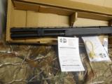 MOSSBERG
930 JM
PRO
12 GAUGE,
24"
BARREL
VENTED
BIBS,
SEMI - AUTOMATIC
HOLDS
10
ROUNDS
OF
3"
SHELLS,
FACTORY
NEW
IN
BOX - 4 of 11