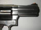 SMITH & WESSON
M-686 PLUS
357
MAGNUM,
7 - SHOT
REVOLVER.
3.0"
BARREL
STAINLESS
STEEL,
NEW
IN
BOX
** GOOD
PRICE ** - 4 of 20