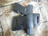 HOLSTER,
VERSACARRY
QUICK
SLIDE
S1
OWB
AMBIDEXTROUS
SIZE
3
BLACK
HI
QUALITY
LEATHER - 12 of 25