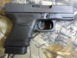 GLOCK
G-30S,
COMPACT
GENERATION
4,
45
ACP,
3 - 10
ROUND
MAGS,
FACTORY
NEW
BOX
&
****
RECEIVE
ONE
FREE
26
ROUND MAGAZINE - 5 of 17