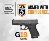 GLOCK
GEN - 5,
G-19,
THE
NEW
GENERATION
JUST
OUT.
9-MM,
3 - 15
ROUND
MAGS., Interchangeable Backstrap,
NEW
IN
BOX. - 1 of 25