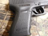 GLOCK
G-23,
40 S&W
PREOWNED,
VERY
GOOD
CONDITION,
2 - 13
ROUND
MAGAZINES,
WHITE
FIXED
SIGHTS,
GLOCK
CASE &
PAPPER
WORK
- 7 of 22