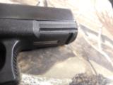 GLOCK
G-23,
40 S&W
PREOWNED,
VERY
GOOD
CONDITION,
2 - 13
ROUND
MAGAZINES,
WHITE
FIXED
SIGHTS,
GLOCK
CASE &
PAPPER
WORK
- 6 of 22