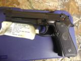 BERETTA
ITALY
92-FS,
9-MM,
TWO - 15
ROUND
MAGAZINES.
3 DOT WHITE
SIGHTS,
AMBIDEXTRDUS
SAFETY,
FACTORY
NEW
IN
BOX - 18 of 25
