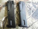 BERETTA
ITALY
92-FS,
9-MM,
TWO - 15
ROUND
MAGAZINES.
3 DOT WHITE
SIGHTS,
AMBIDEXTRDUS
SAFETY,
FACTORY
NEW
IN
BOX - 14 of 25