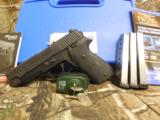 SIG / SAUER
220-R
DAK,
PRE-OWNER
ALMOST
NEW,
SEE
PIC.,
45 ACP,
3- MAGAZINES,
NIGHT
SIGHTS,
""" ALMOST NEW ""&quo - 5 of 23